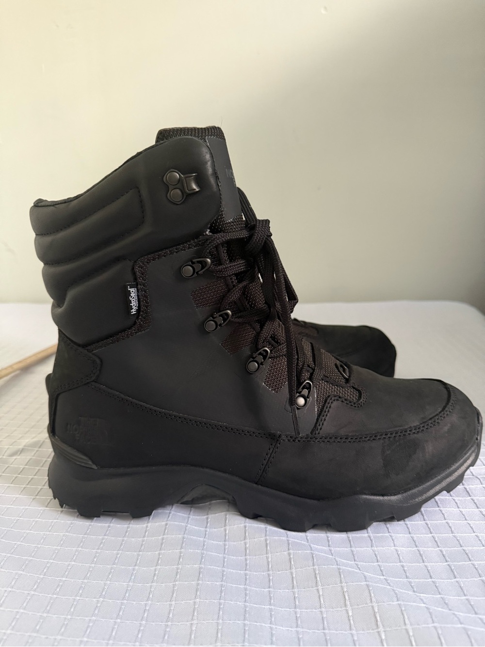 Mens The North Face Thermoball Lifty II Waterproof Insulated Winter Boots